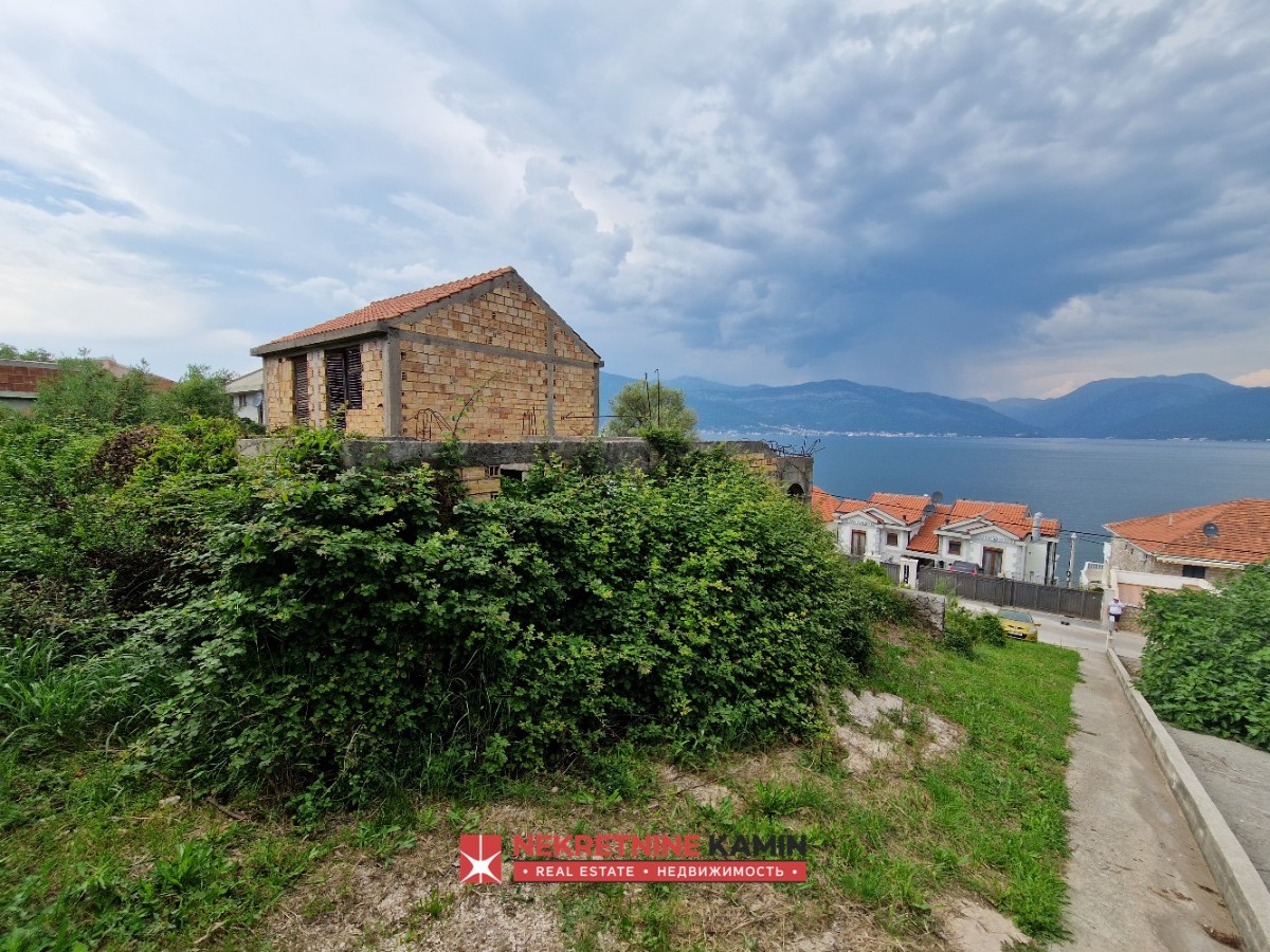 Urbanised Plot 150 m from the Sea with Open Sea Views, Krašići, Tivat